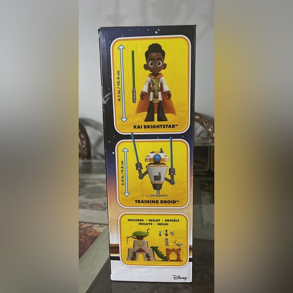 Brand new in box Disney Star Wars Young Jedi Adventure set - Picture 4 of 4